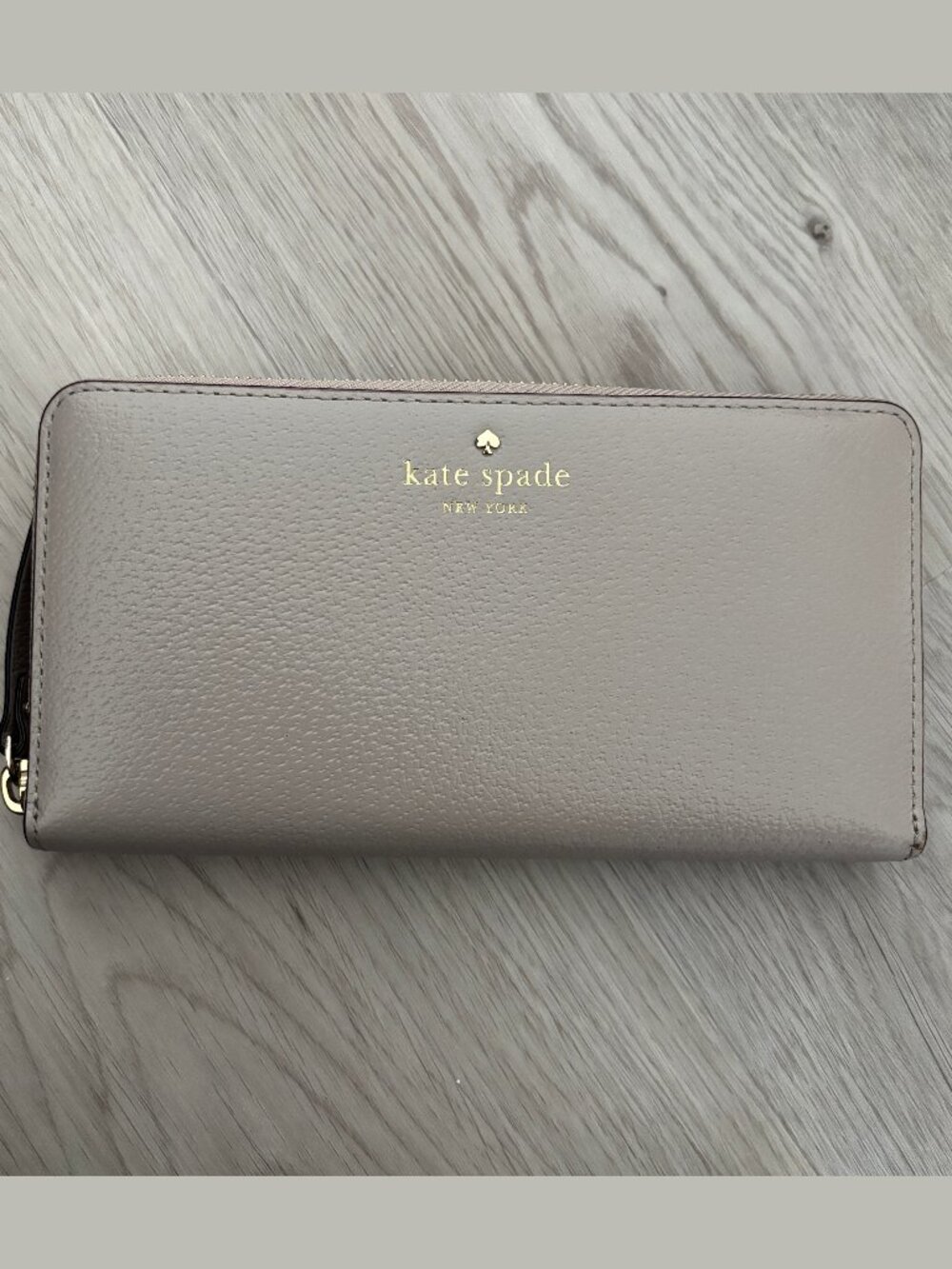 Kate Spade New York Taupe Grey Bifold Leather Wallet